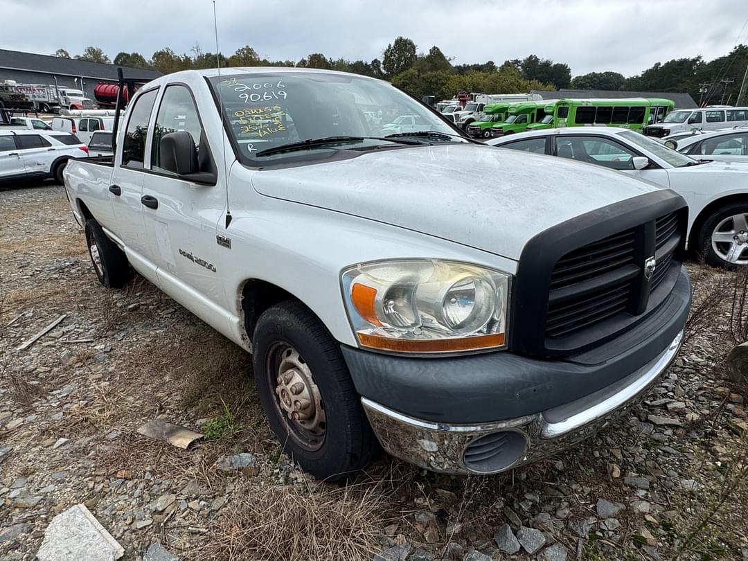 Image of Dodge Ram 2500 Primary image