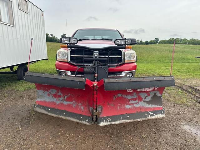 Image of Dodge Ram 2500 equipment image 1