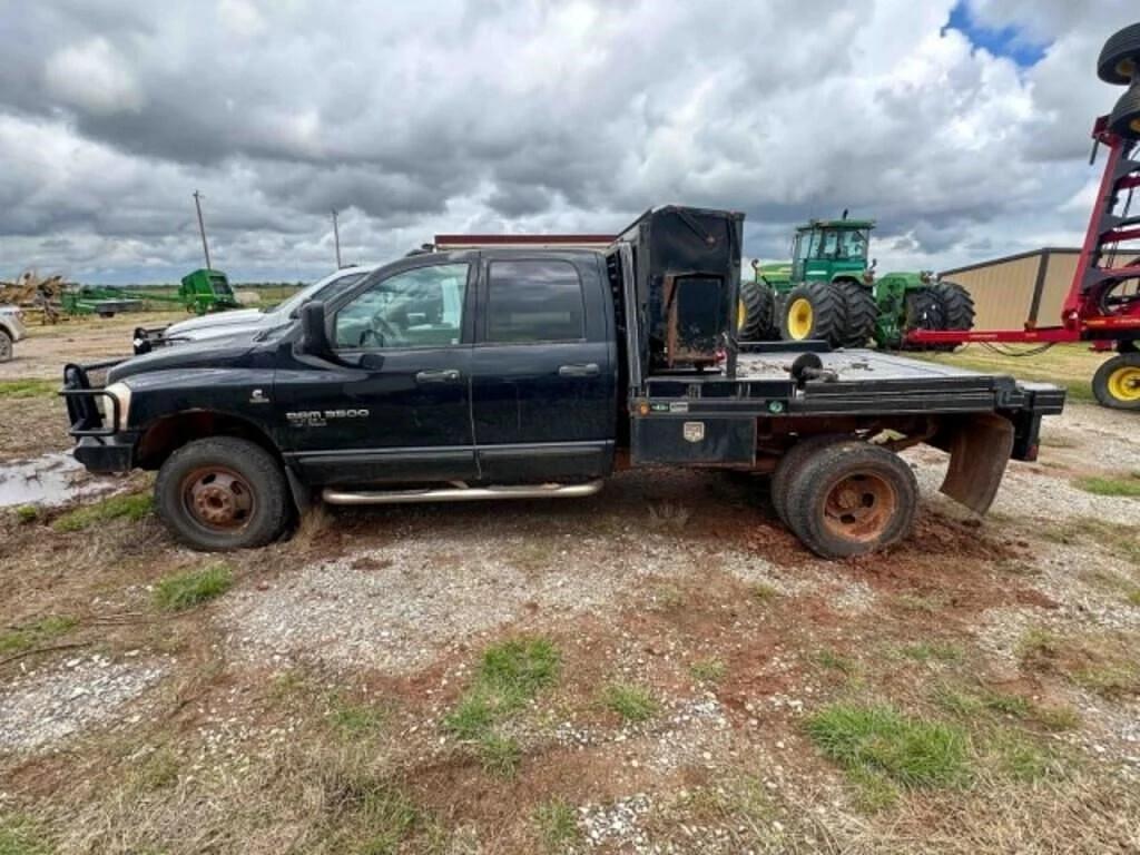 Image of Dodge Ram 3500 Primary image