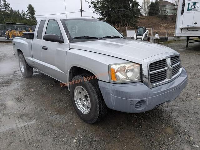 Image of Dodge Dakota equipment image 2