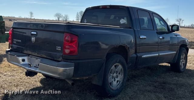 Image of Dodge Dakota equipment image 4