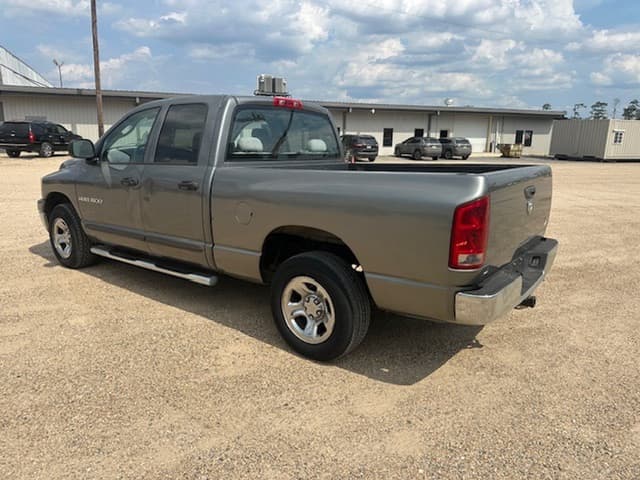 Image of Dodge Ram 1500 equipment image 3