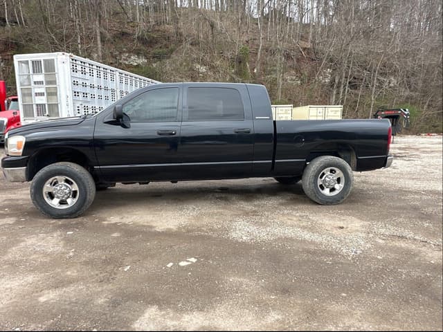 Image of Dodge Ram 1500 equipment image 1