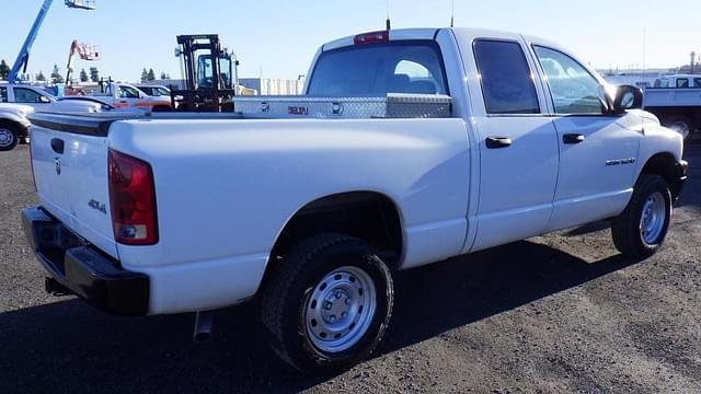 Image of Dodge Ram 1500 equipment image 2