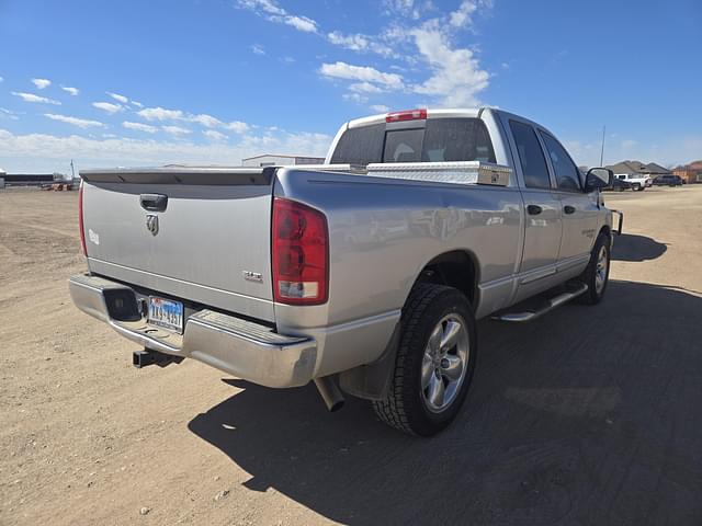 Image of Dodge Ram 1500 equipment image 4
