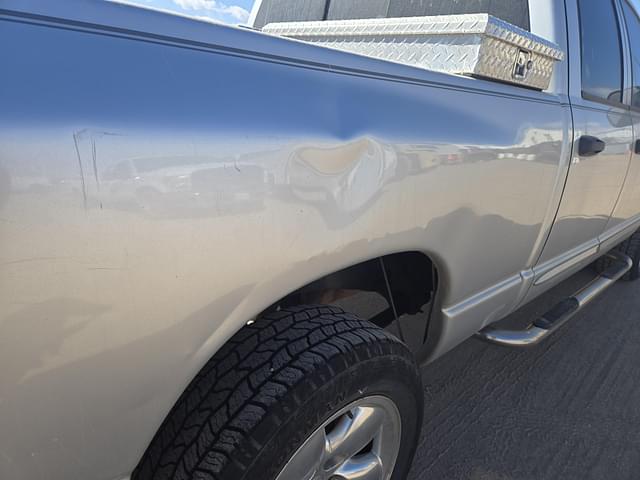 Image of Dodge Ram 1500 equipment image 3
