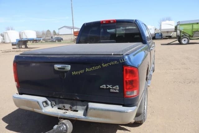 Image of Dodge Ram 1500 equipment image 2