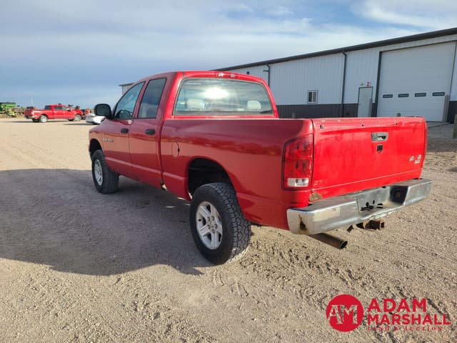 Image of Dodge Ram 1500 equipment image 3