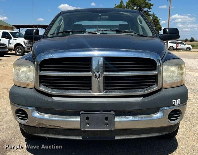 Image of Dodge Ram 1500 equipment image 1