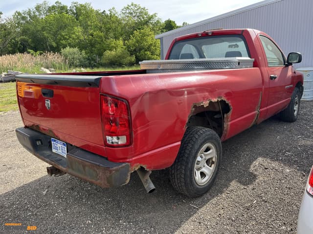 Image of Dodge Ram 1500 equipment image 4