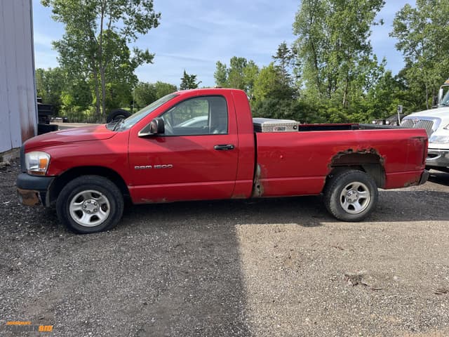 Image of Dodge Ram 1500 equipment image 1