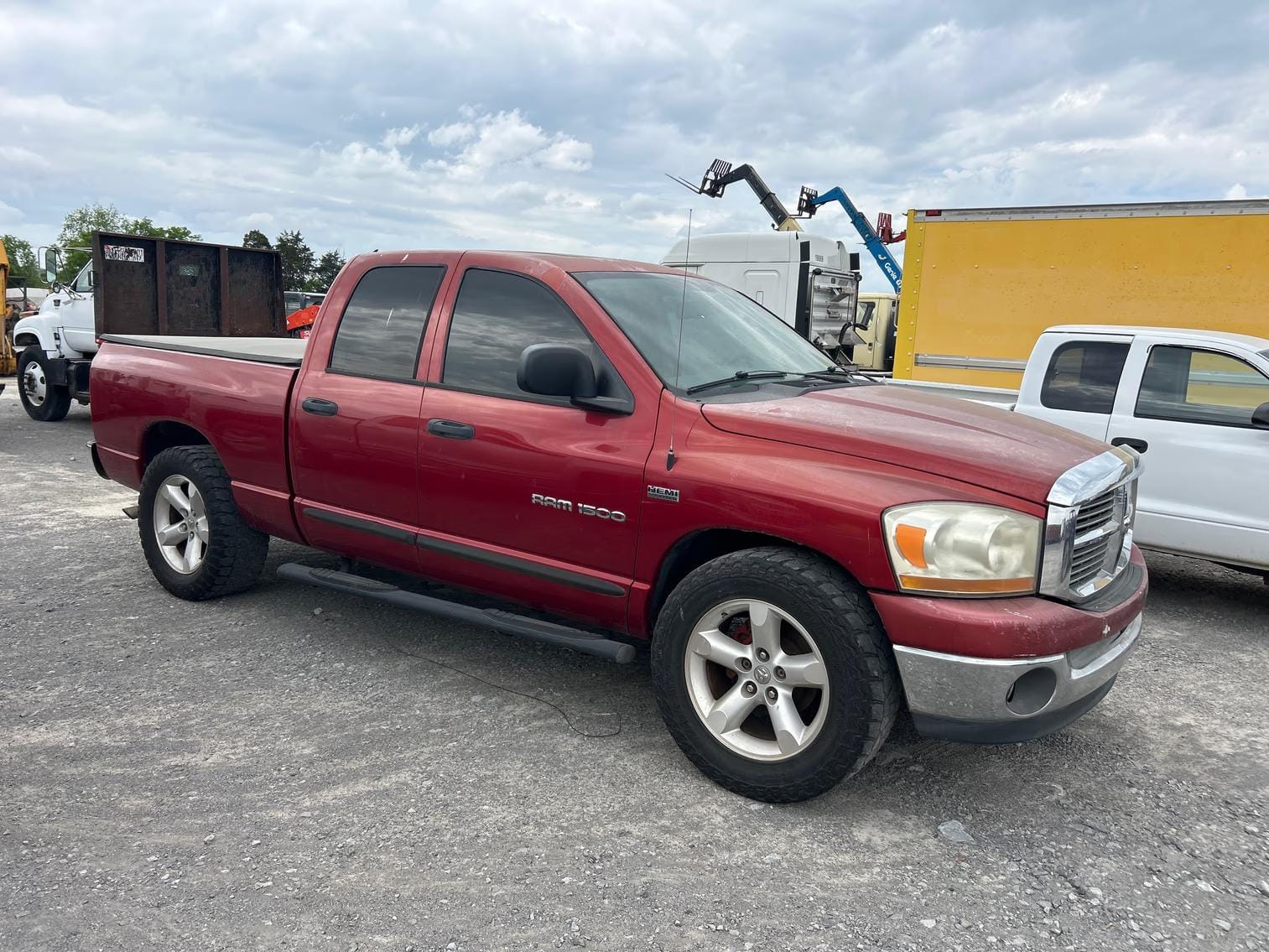 2006 Dodge Ram 1500 Equipment Image0