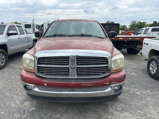 Image of Dodge Ram 1500 equipment image 1