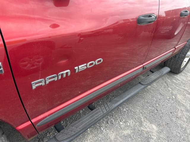 Image of Dodge Ram 1500 equipment image 3