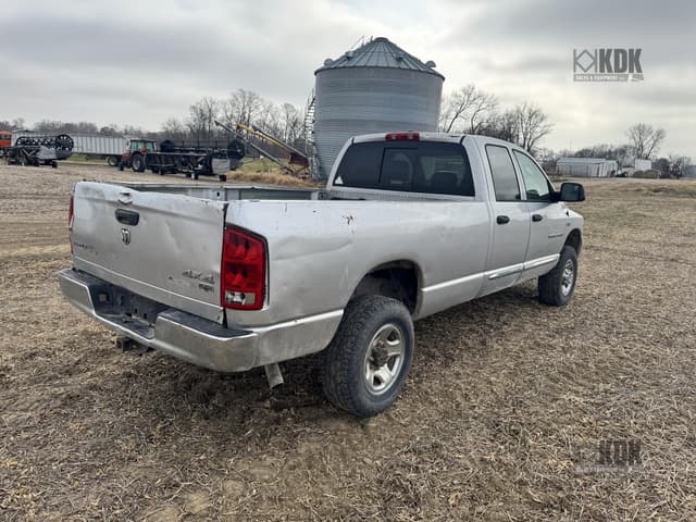 Image of Dodge Ram 2500 equipment image 4