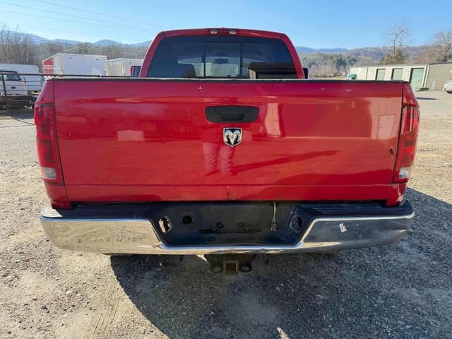 Image of Dodge Ram 2500 equipment image 4