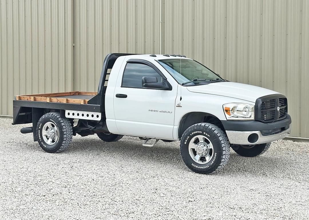 Image of Dodge Ram 2500 Primary image