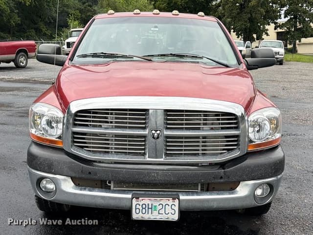 Image of Dodge Ram 2500 equipment image 1