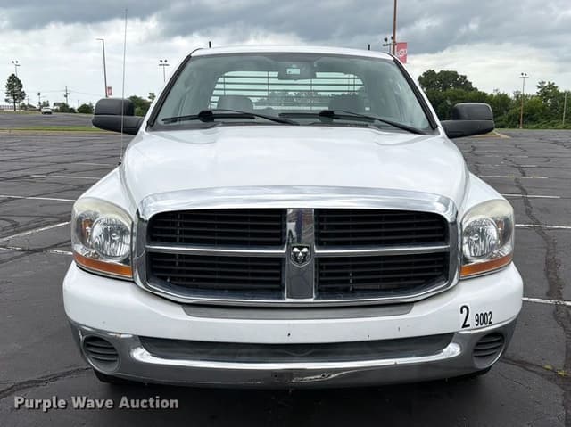 Image of Dodge Ram 2500 equipment image 1