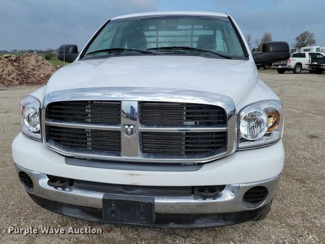 Image of Dodge Ram 2500 equipment image 1