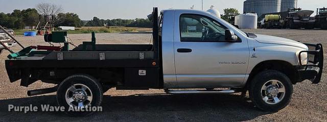 Image of Dodge Ram 2500 equipment image 3