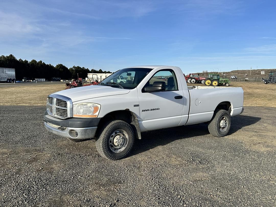 Image of Dodge Ram 2500 Primary image