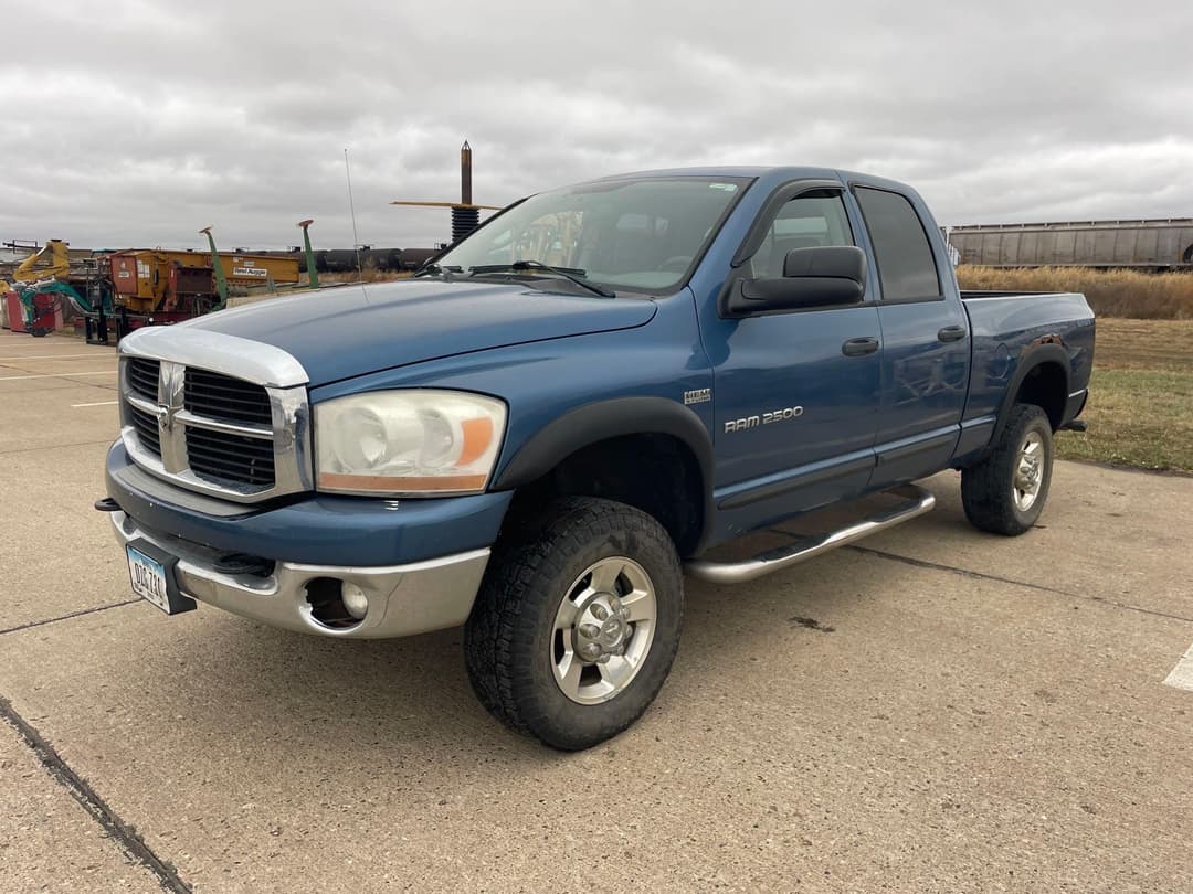 Image of Dodge Ram 2500 Primary image