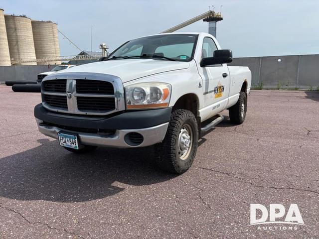 Image of Dodge Ram 2500 equipment image 1