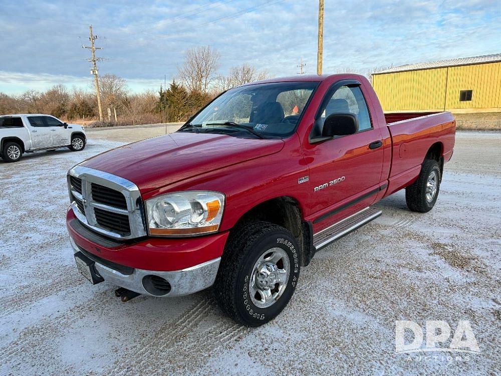 Image of Dodge Ram 2500 Primary image