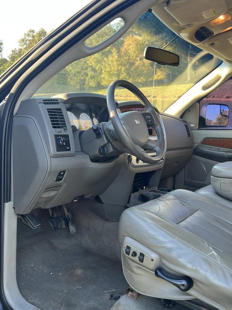 Image of Dodge Ram 2500 Image 1