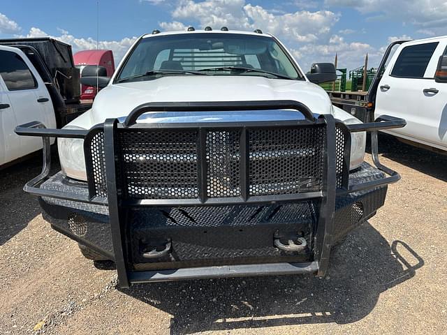 Image of Dodge Ram 2500 equipment image 1