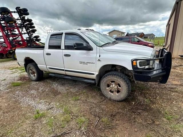 Image of Dodge Ram 2500 equipment image 1