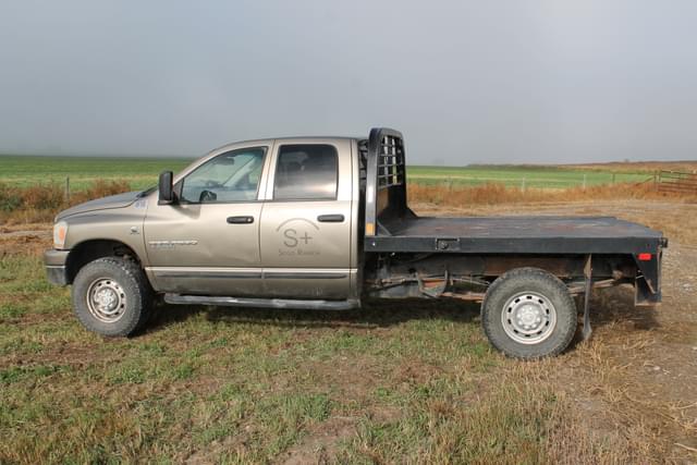 Image of Dodge Ram 2500HD equipment image 1