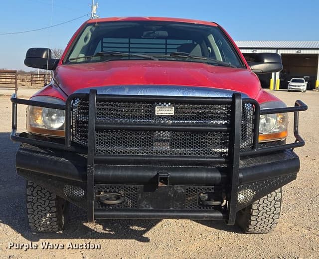 Image of Dodge Ram 3500 equipment image 1