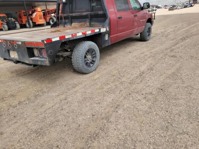 Image of Dodge Ram 3500 equipment image 4