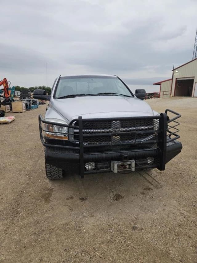 Image of Dodge Ram 3500 equipment image 2