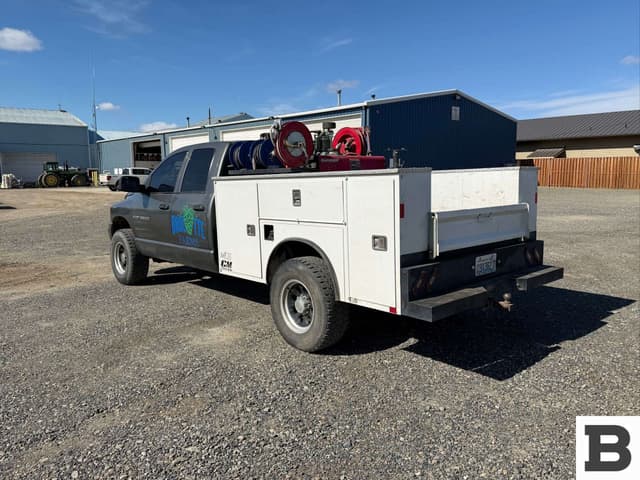 Image of Dodge Ram 3500 equipment image 1