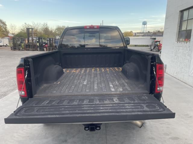 Image of Dodge Ram 2500 equipment image 4