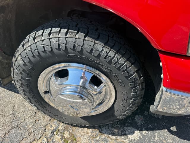 Image of Dodge Ram 3500 equipment image 3