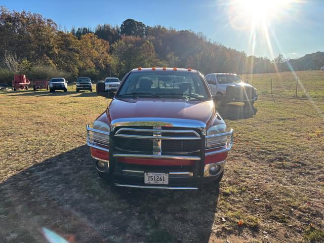 Image of Dodge Ram 3500 equipment image 1