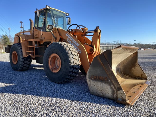 Image of  Doosan DL400 equipment image 3