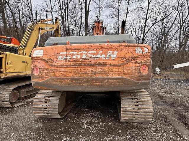 Image of  Doosan DX300LC equipment image 4