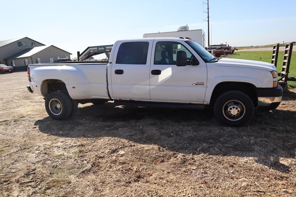 Image of Chevrolet 3500 Primary image