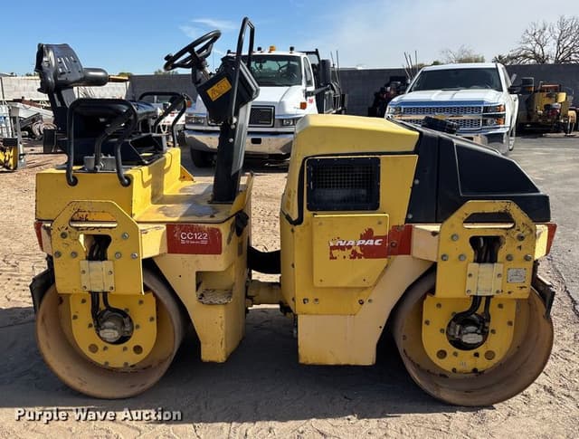 Image of DYNAPAC CC122 equipment image 3