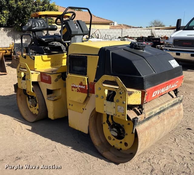 Image of DYNAPAC CC122 equipment image 2