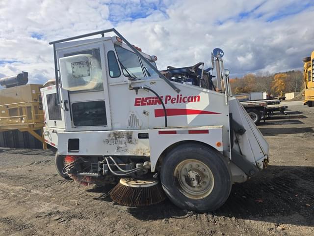 Image of Elgin Pelican equipment image 1