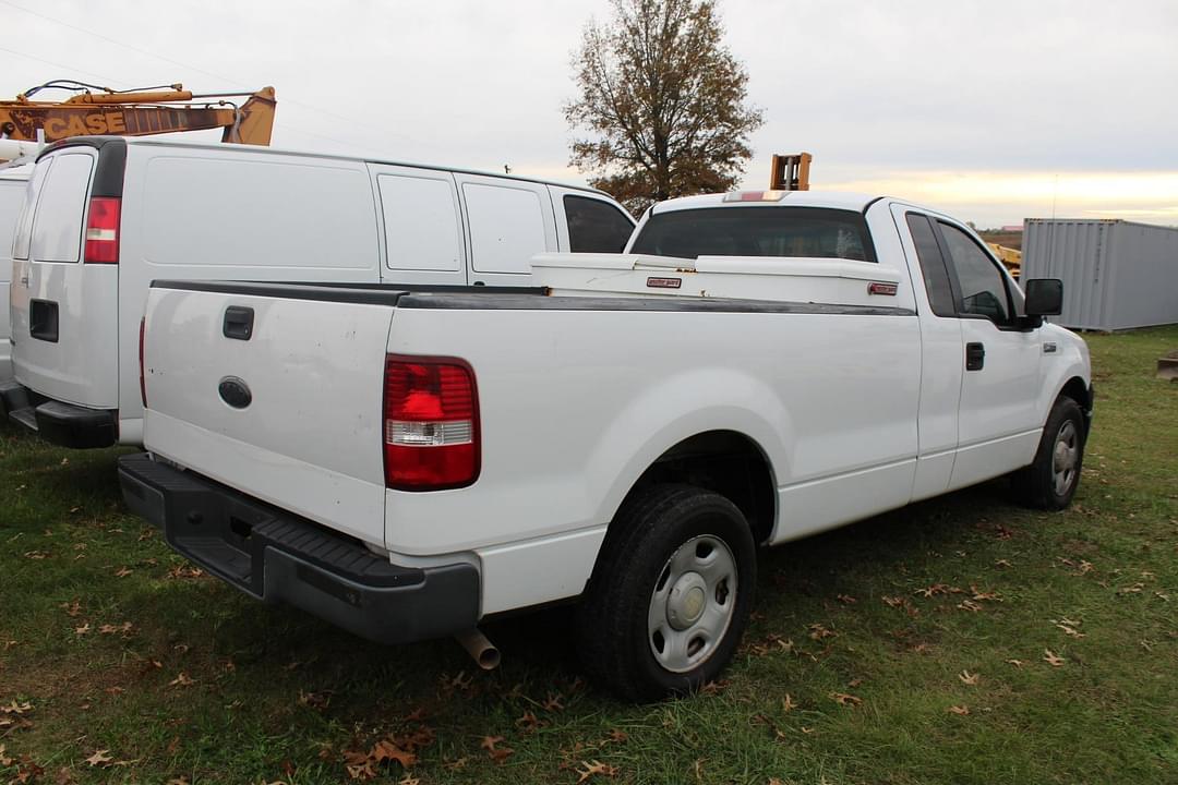 Image of Ford F-150 Primary image