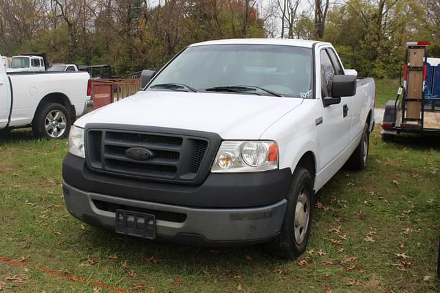 Image of Ford F-150 equipment image 3