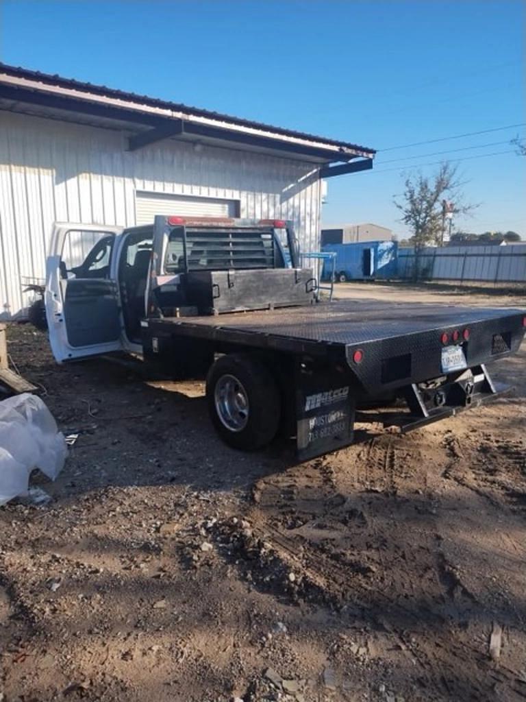 Image of Ford F-350 Primary image