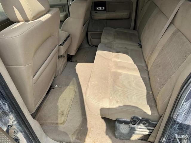 Image of Ford F-150 equipment image 4